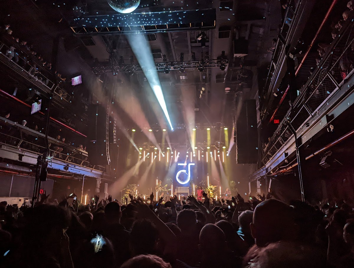 Terminal 5